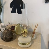 VivaTechnix TR-1002A Lampa cu gaz lampant Vivatechnix Classic TR-1002A, rezervor sticla cu catifea, oglinda metal, Bej