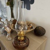 VivaTechnix TR-1015 Lampa cu gaz lampant Vivatechnix TR-1015, sticla maro decorata