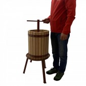 VivaTechnix VMD-32A/ Presa pentru struguri Vivatechnix VMD-32, diametru 43 cm, inaltime 77cm, 32L
